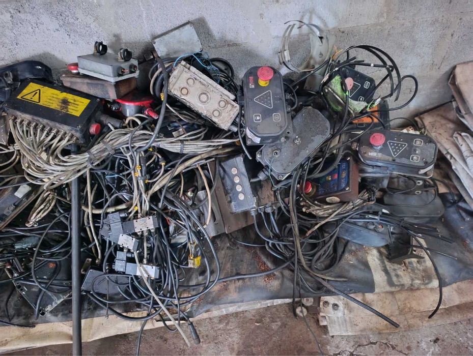 Продам обладнання до дистанційних пультів