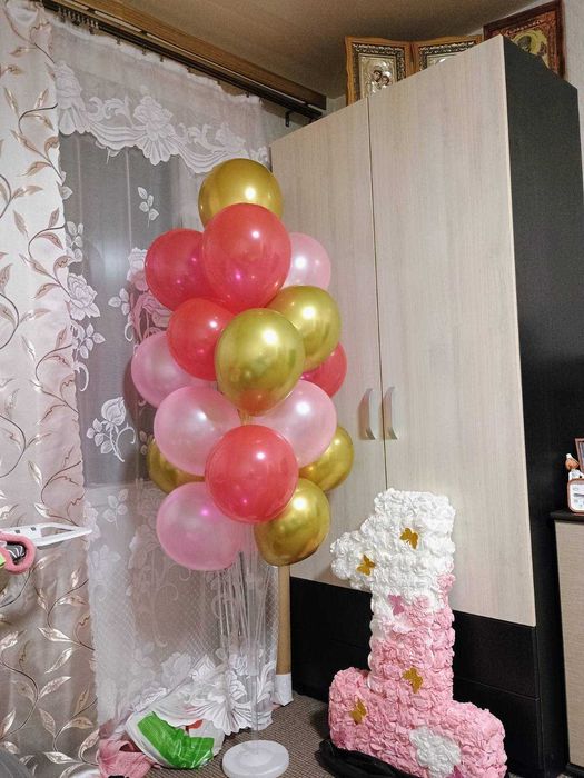 Оренда банеру, каркасу, підставки для кульок та цифра 1 для фотозони