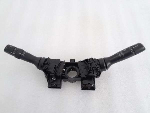 Conjunto / manetes de luzes e limpa vidros TOYOTA Yaris (_P9_)