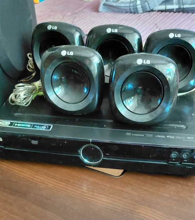 Kino domowe LG z DVD