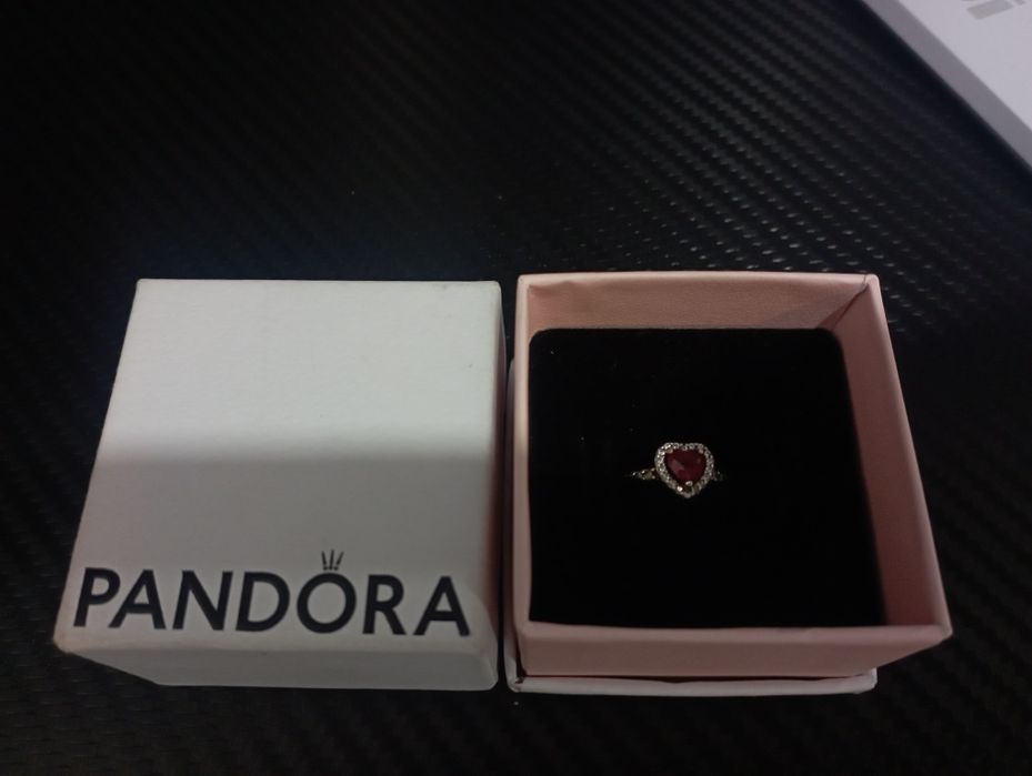 Pandora anel sparkling red elevated heart-prata