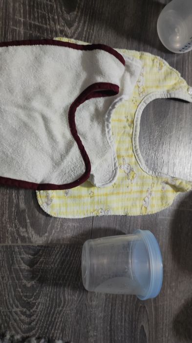 Подогреватель Chicco и бутылочки Avent