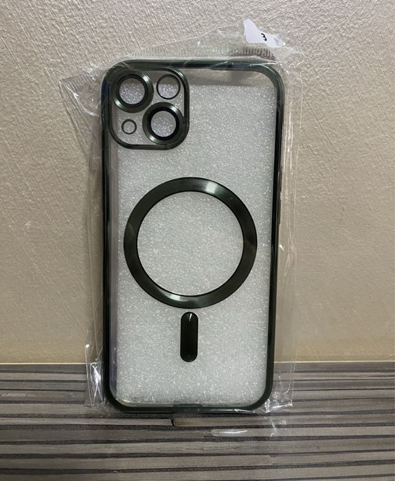 Чехол на айфон 13