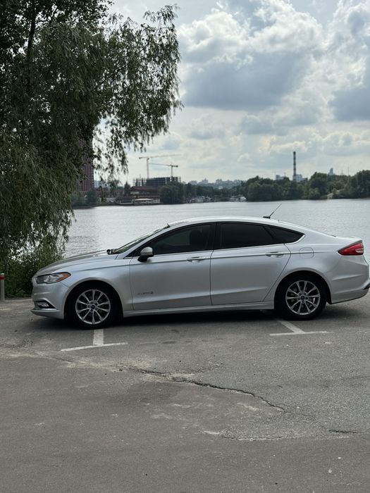 Гибрид фьюжн. Продам Ford Fusion.возможен выкуп