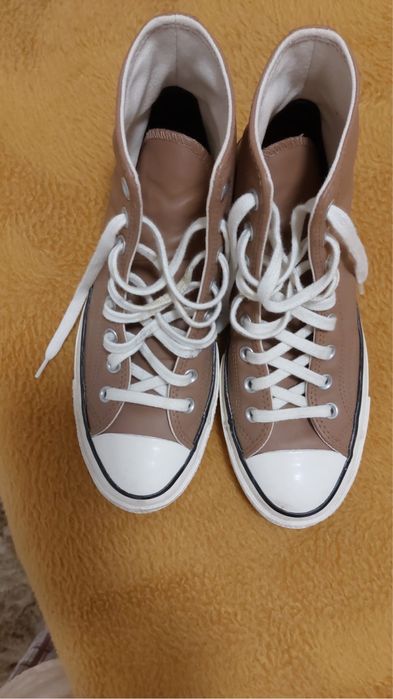 Tenis all stars chucky pele Marron