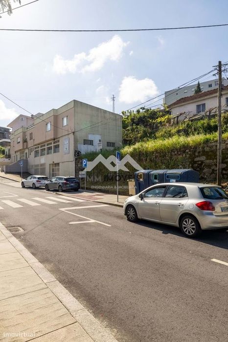 Terreno | 2 Frentes | 3 Andares | Gondomar