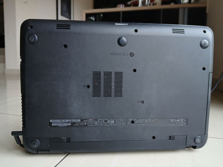 Laptop hp 15-r100nw notebook