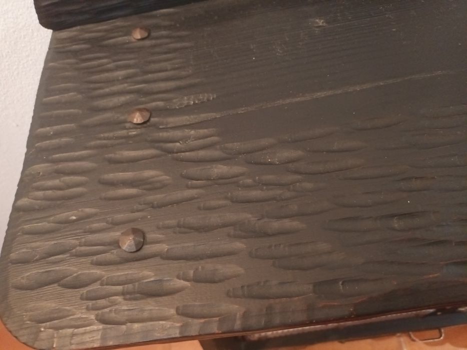 Movel, sapateira, aparador medieval