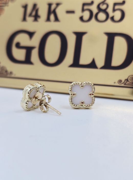 Złote kolczyki wtykane białe koniczynki próba 585 14k