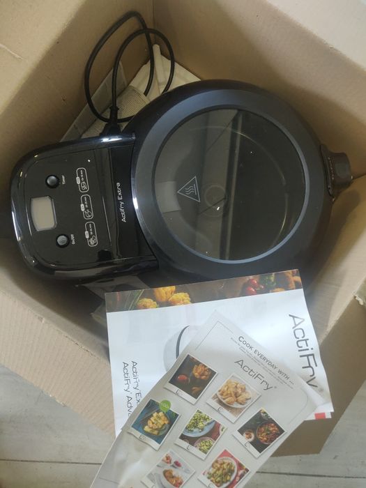Fritadeira sem óleo Tefal ActiFry Extra preta