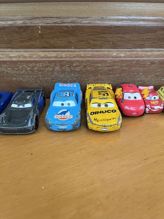 Colecao 20 carrinhos Faísca McQueen Carros