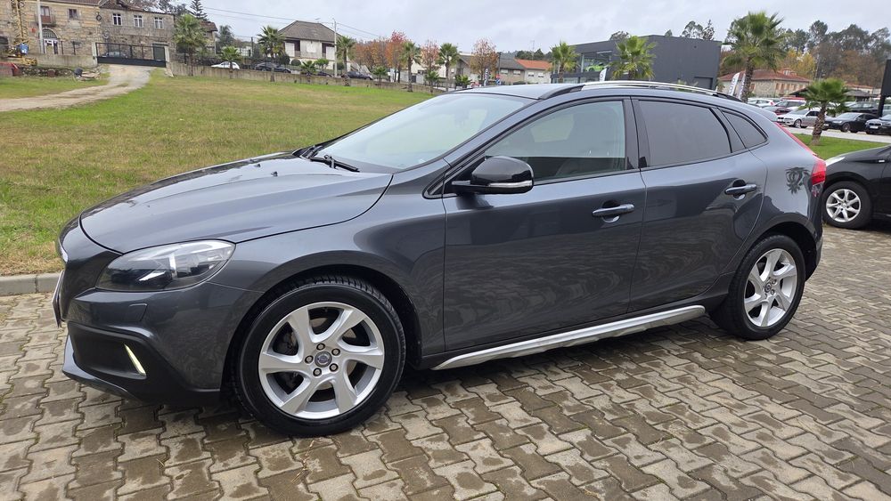 Volvo V40 Cross Country 1.6D Full Extras