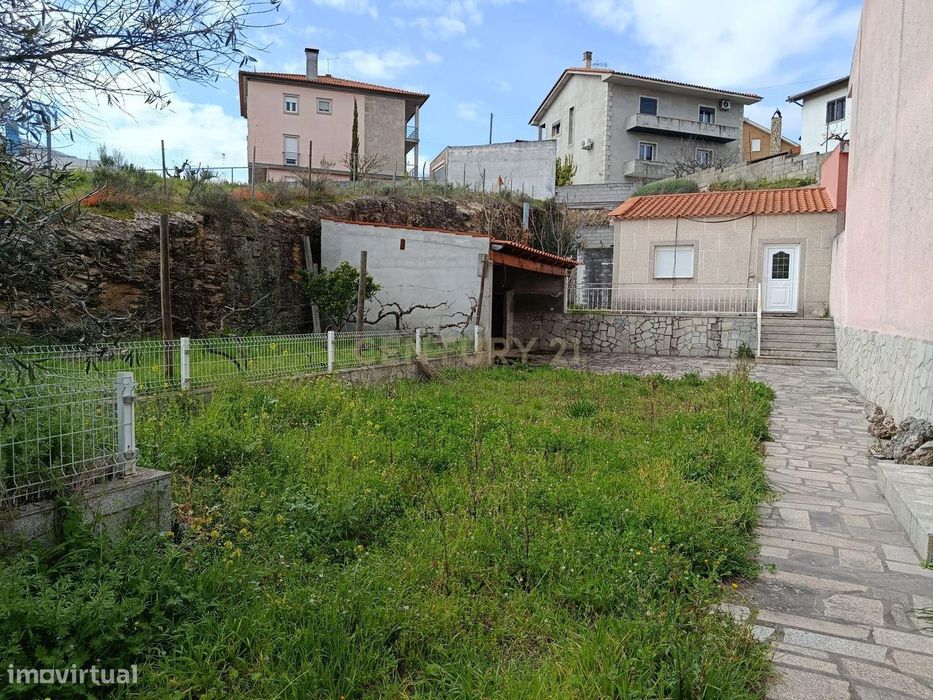 Espaço Novo em Mirandela - Oportunidade Única por 82.000€
