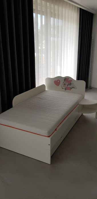 Komoda z łóżkiem myszka minnie Meblik