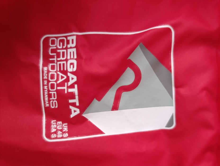 Куртка дощовик REGATTA розмір S