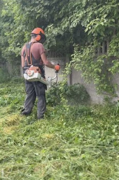 Надаєм послуги по косінню трави, ощищаєм  тереторію від зарослів