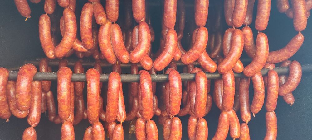BOX paczka swojskich wędlin Kiełbasa szynka boczek 2,8kg paczka gratis