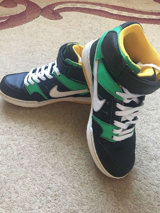 Кросівки Nike boty-UK 5.