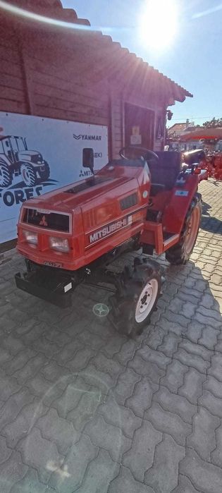 Campanha de Natal: Trator Mitsubishi mt16 + 4 alfaias POUPE 1250€