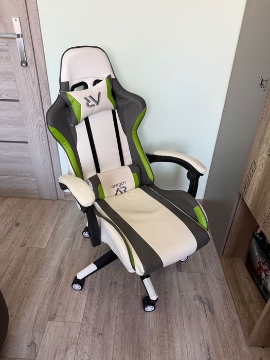 Fotel obrotowy biało-zielony