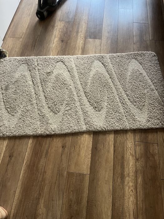 Dywan do pokoju używany w dobrym stanie