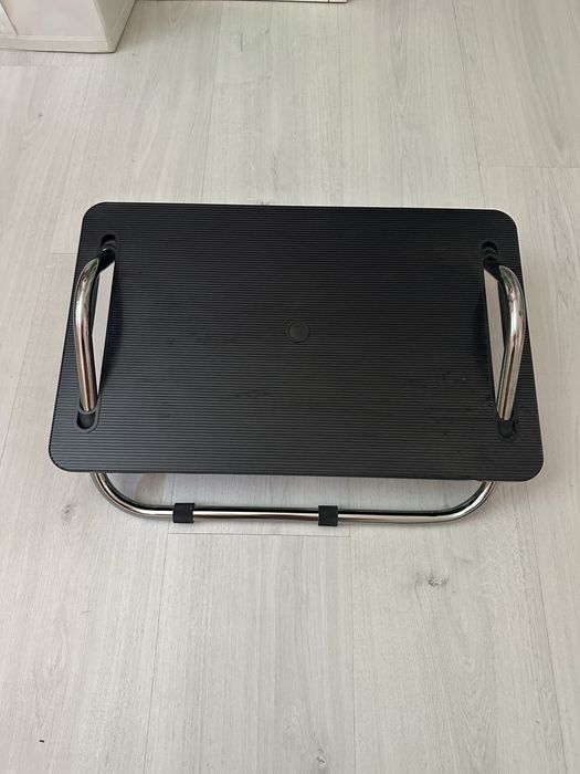 Pousa pés IKEA novo