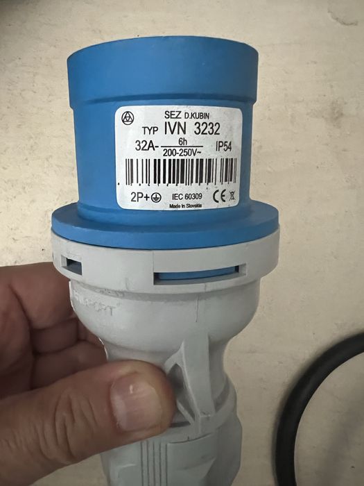 Перехідник SEZ 32 a на маму 220