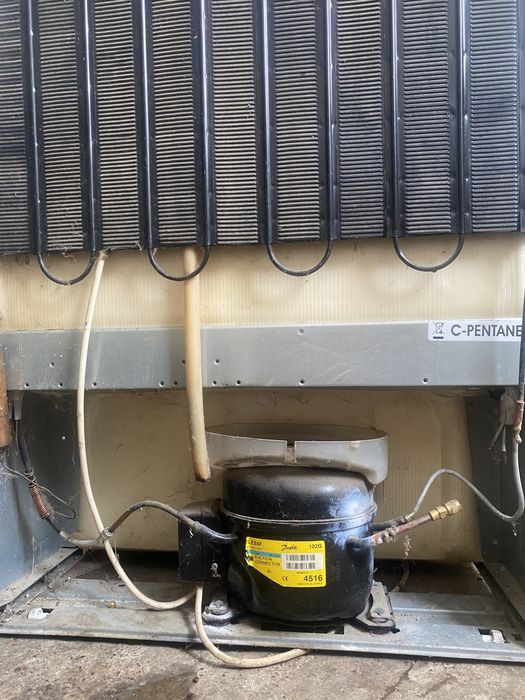 Ходильник Indesit
