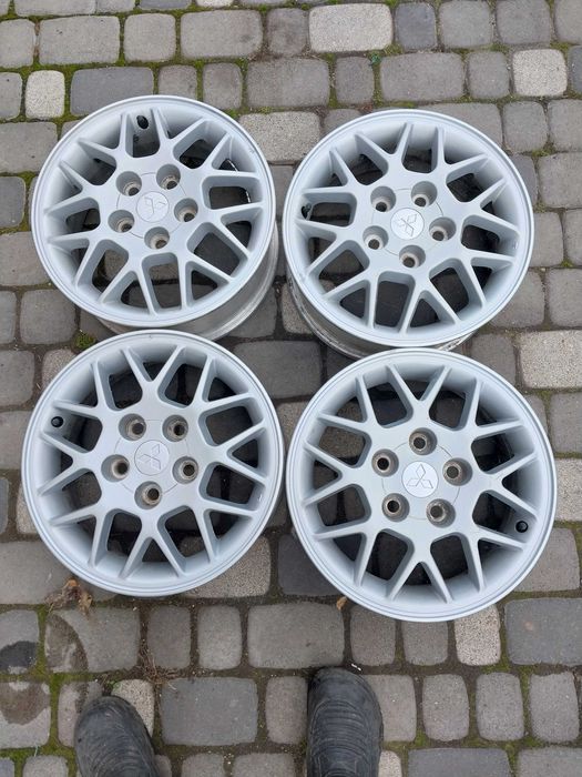 Диски легкосплавні  MITSUBISHI R-15