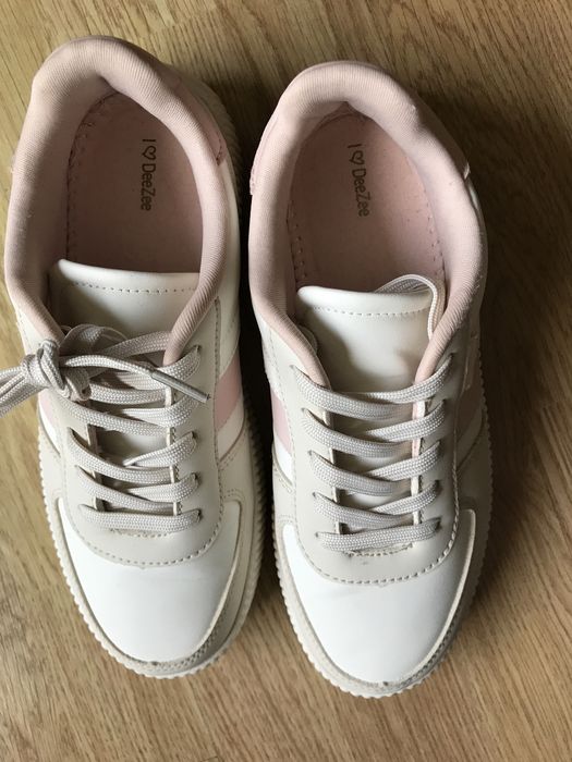 DeeZee. Damskie buty sportowe rozmiar 38