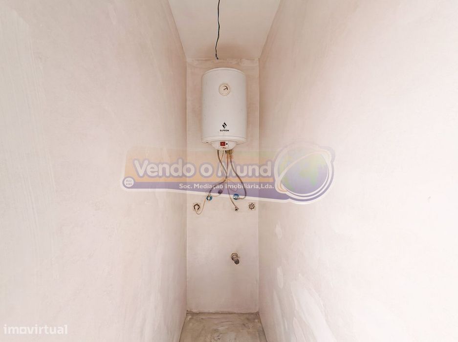 Moradia T1 em Benavente (B697)