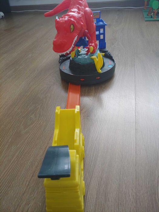 Hot wheels T-rex