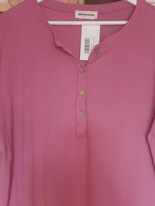 Piękna nowa bawełniana koszulka t-shirt w prążki