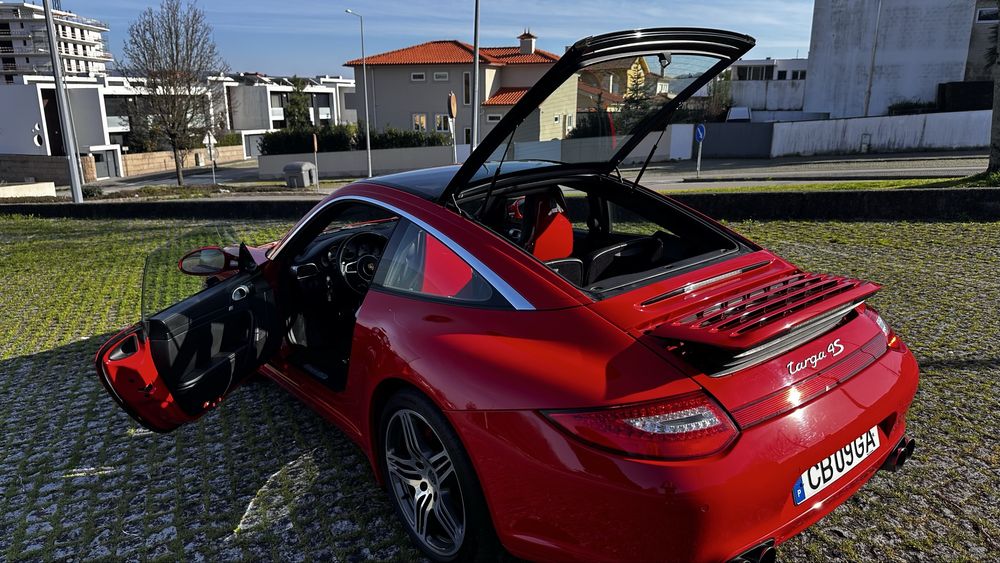 Porsche 997.2 targa 4S  de 2011 com apenas 63000km
