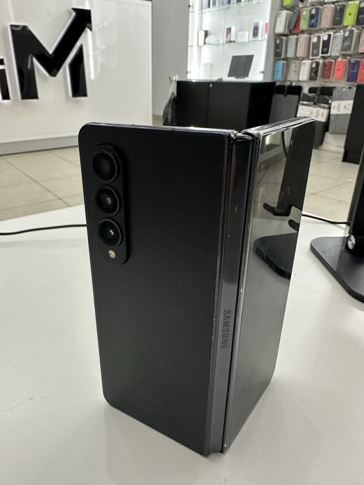 Samsung Galaxy Z Fold 4 12/256Gb Grey Black Green б/у в Оригиналі 350€