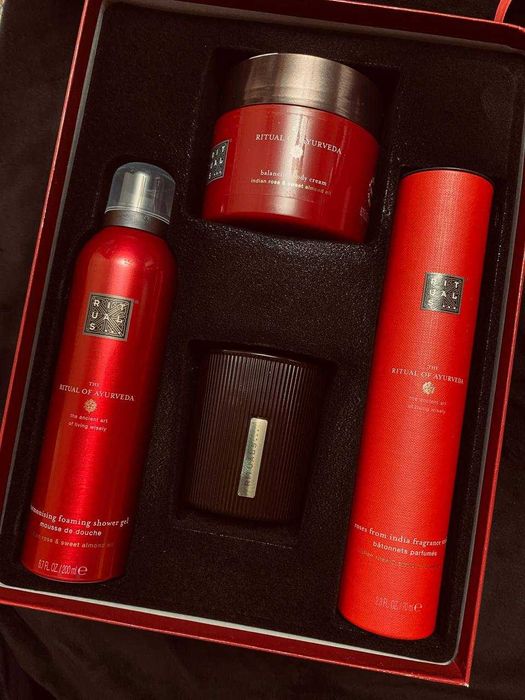 Подарунковий набір RITUALS The Ritual Of Ayurveda Large Gift Set 2024: ...