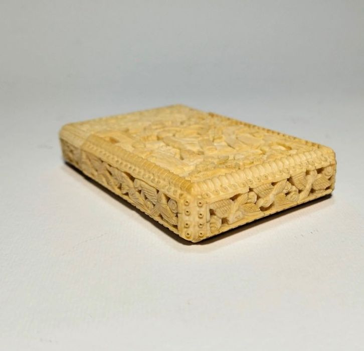 Invulgar Cartoneira Chinesa china Cantão Cantonesa. séc. XIX (A1)