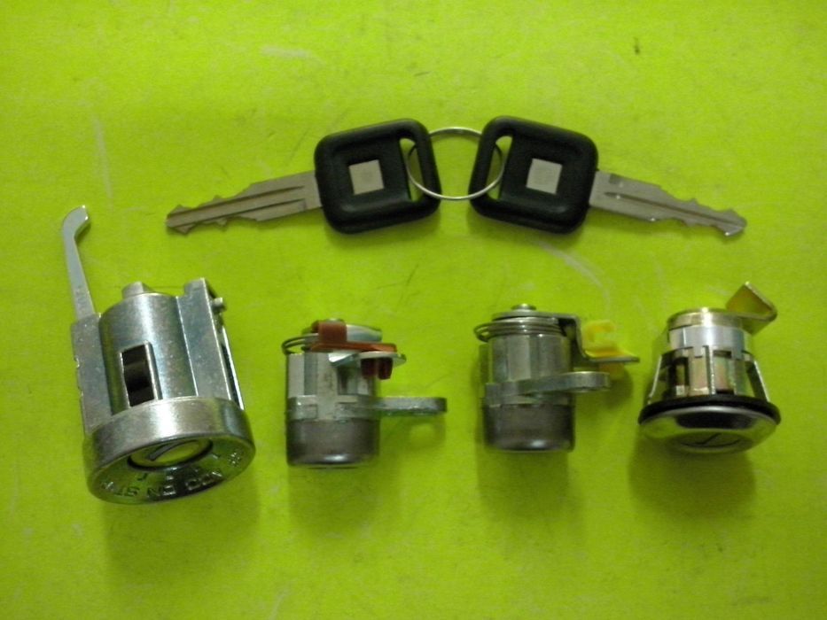 Kit canhões portas e ignição com chaves completo Opel Campo B 1997 -