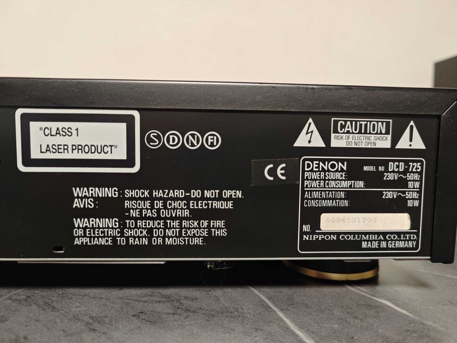 CD-проигрыватель Denon DCD-725