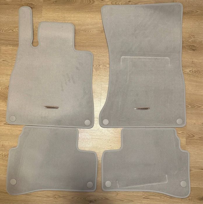 НОВІ Оригінальні килимки Mercedes-Benz S-Class W222