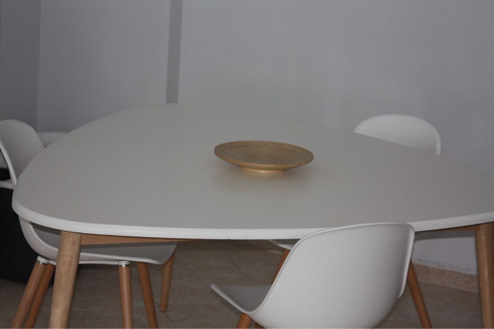 Mesa de Sala + Cadeiras