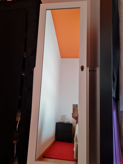 Armário Guarda Jóias