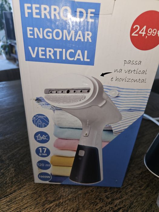 Ferro de engomar vertical