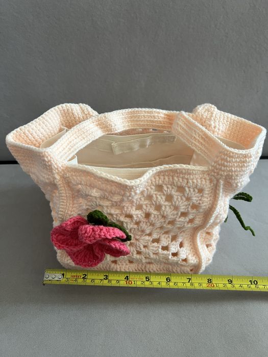 Mala de Croché Feita à Mão – Única e Estilosa!