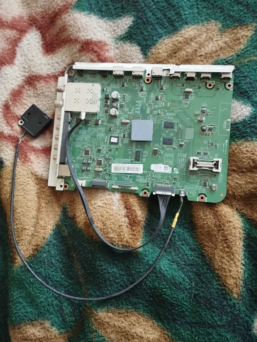 Материнская плата (main board) телевизора Samsung, модель BN41-01807A