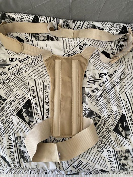 Корсет для корекції осанки