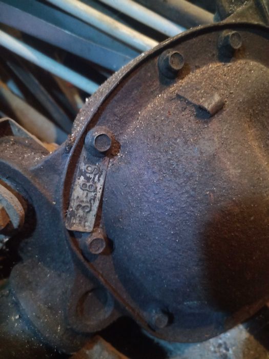 мосты Таунус 3, 44 приборка ,часы, безшум КПП рядная и вешная ,карбы