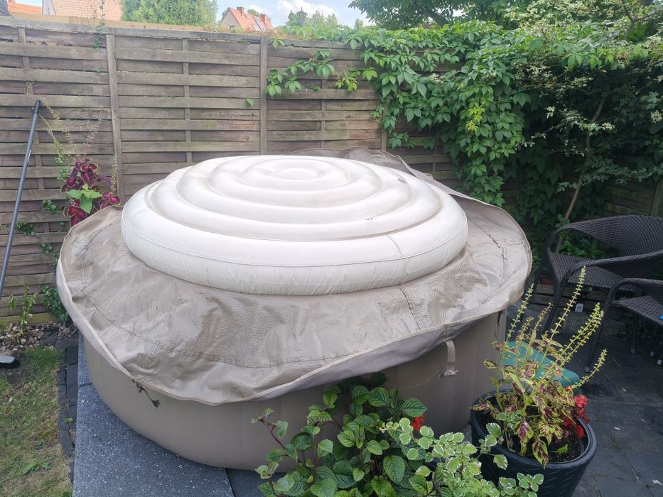 Intex pokrywa jacuzzi