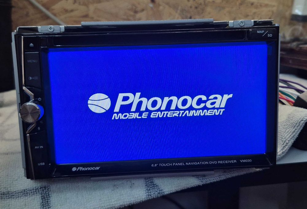 Phonocar VM0630 – radio samochodowe 2-DIN 6,8" z nawigacją, DVD i Bluetooth, GPS Navi DVD wyjście-Kamera Cofania, mikrofon w zestawie