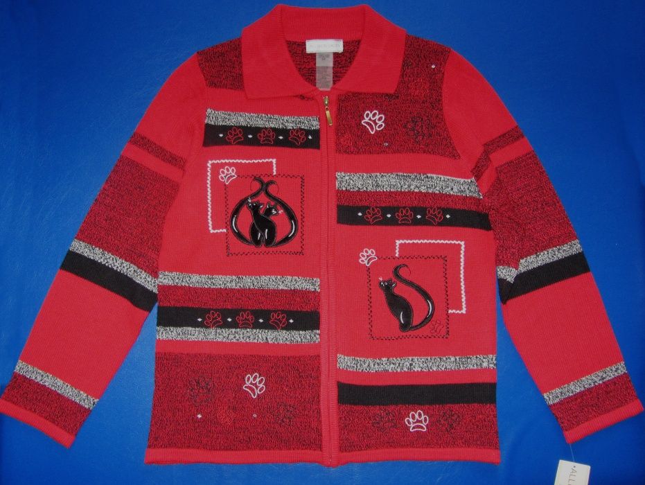 Теплая кофта на молнии.